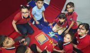 Üniversite öğrencilerinden Hatay’daki okula kütüphane desteği