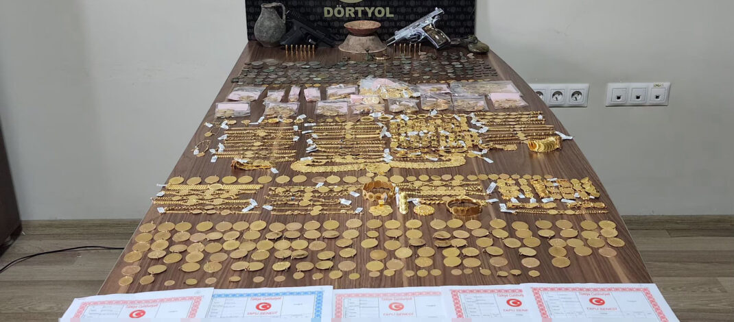 Düşük ayarlı altın sattıkları iddiasıyla 5 kuyumcu yakalandı