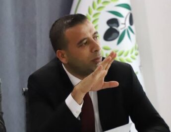 Başkan Dönmez 7-24 sahada