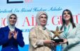 Emine Erdoğan’dan Hatay’ın annesine ödül
