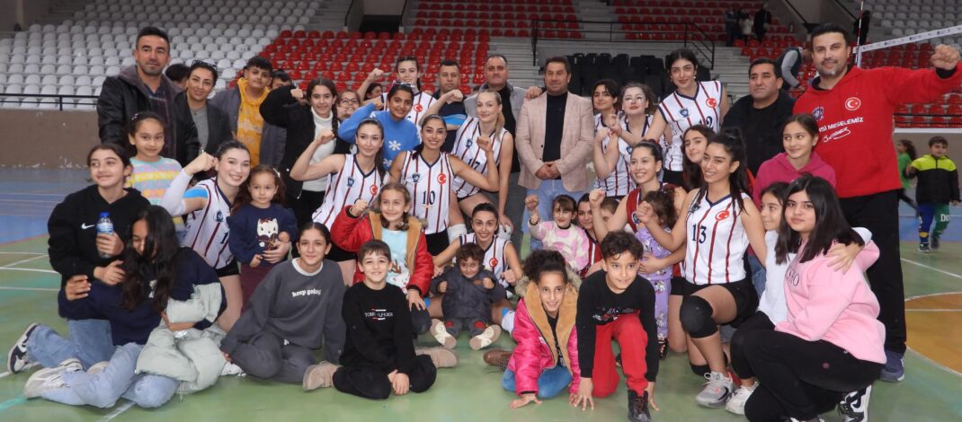 Hatay Kadın Voleybol takımından anlamlı çağrı: “Bu mücadele birlikte kazanılır”