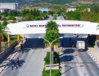 MKÜ’de mezuniyet töreni 11 Temmuz’a ertelendi