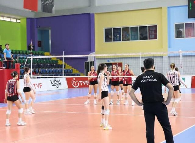 Hatay’ın tek kadın voleybol takımı ligden çekiliyor!: “Sessizlik kazandı”
