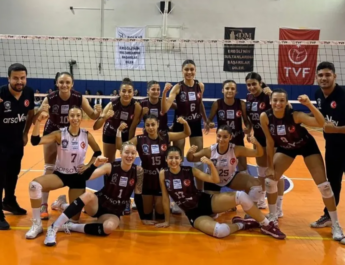 Hatay Voleybol Takımı 3’te 3 Yaptı