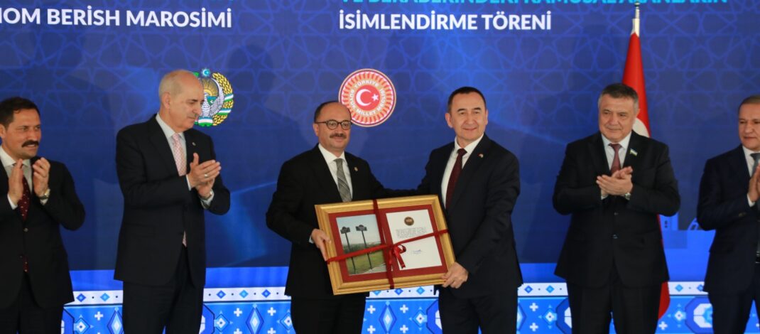 Özbekistan mahallesi ve kardeşlik alanları için isimlendirme töreni gerçekleştirildi