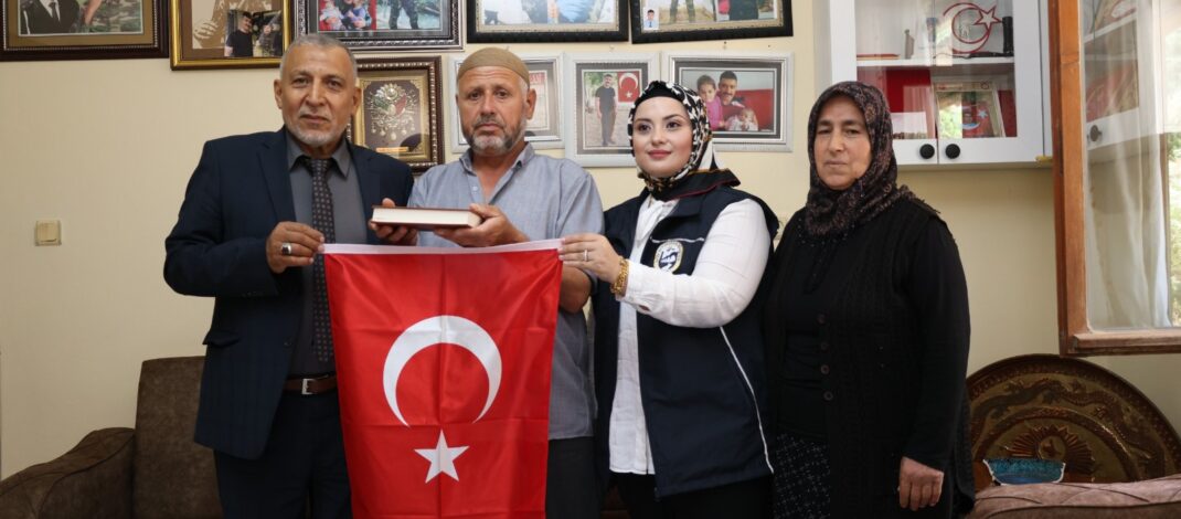 HBB’den şehit yakınlarına babalar günü ziyareti