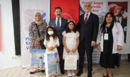 9 yaşındaki Deniz’in bağışladığı saçlar Hülya’ya umut oldu